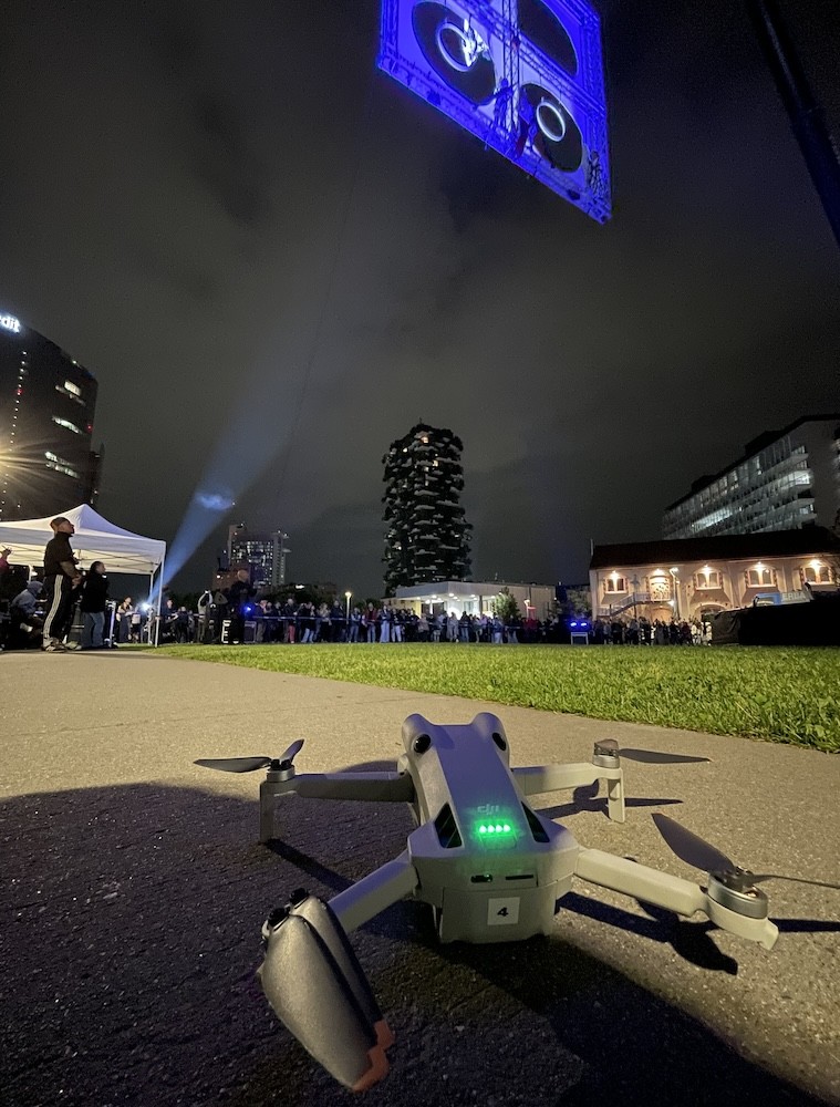 Riprese Aeree con Drone al BAM Circus, "Quadro nel cielo" (Biblioteca degli Alberi, Milano)