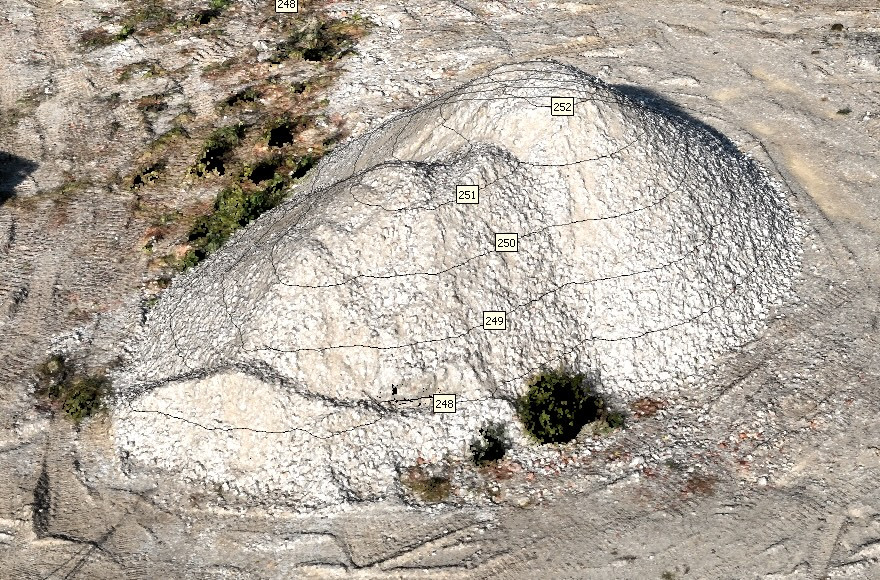 Rilievo Topografico con Drone a Lainate (MI), con calcolo delle volumetrie dei cumuli di terra