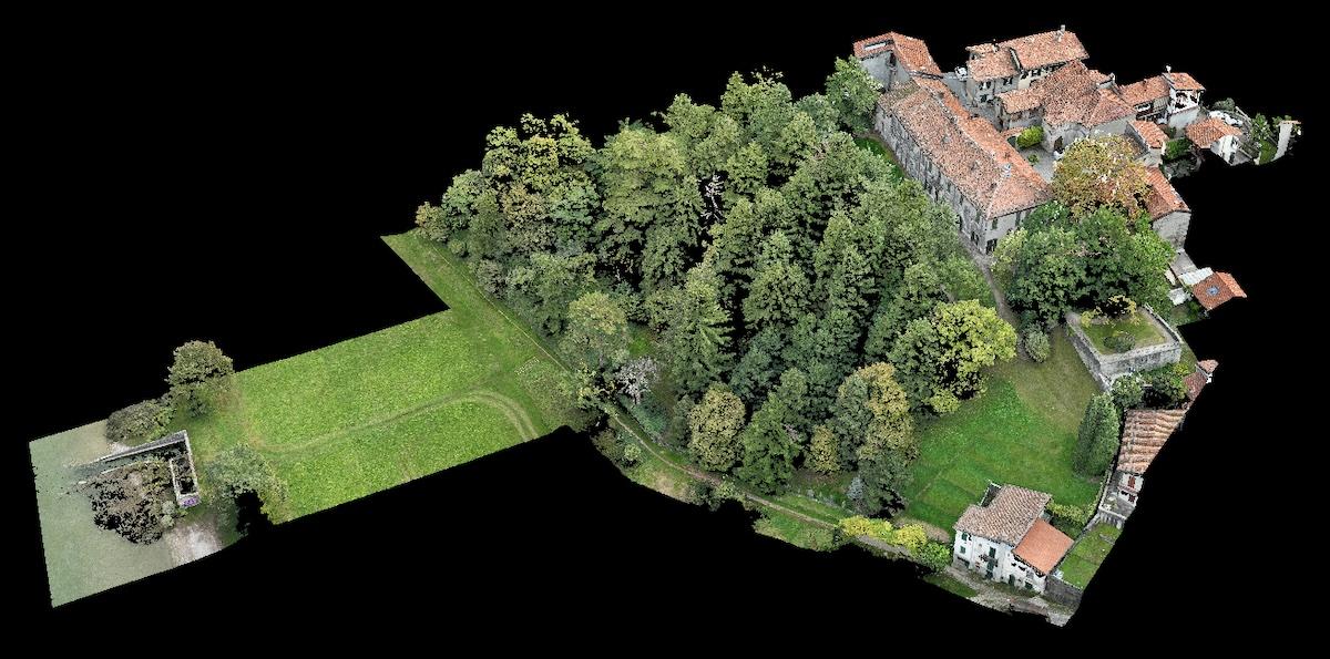 Nuvola di punti da rilievo architettonico con drone e laser scanner — villa storica nobiliare (Erba, Como)