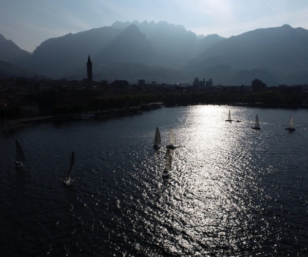 Riprese Aeree con Drone di una Regata sul Lago di Como